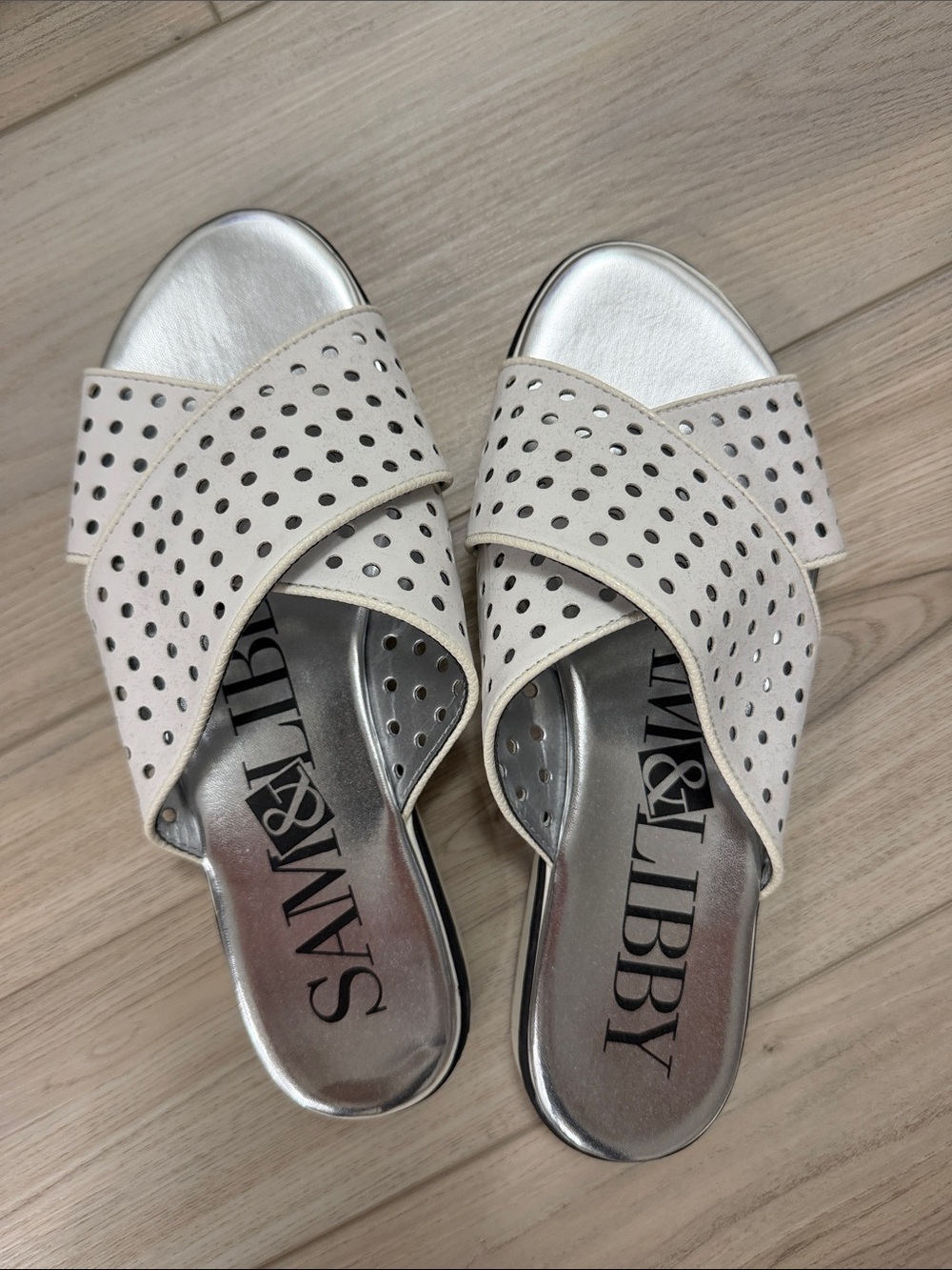Sam & Libby White Perforated Crisscross Slide Sandals